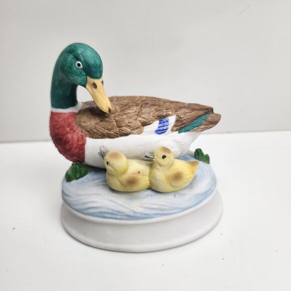 VTG Mallard Duck w/ Babies Music Box 70's Gift World of Gorham Ceramic Decor - Picture 1 of 8